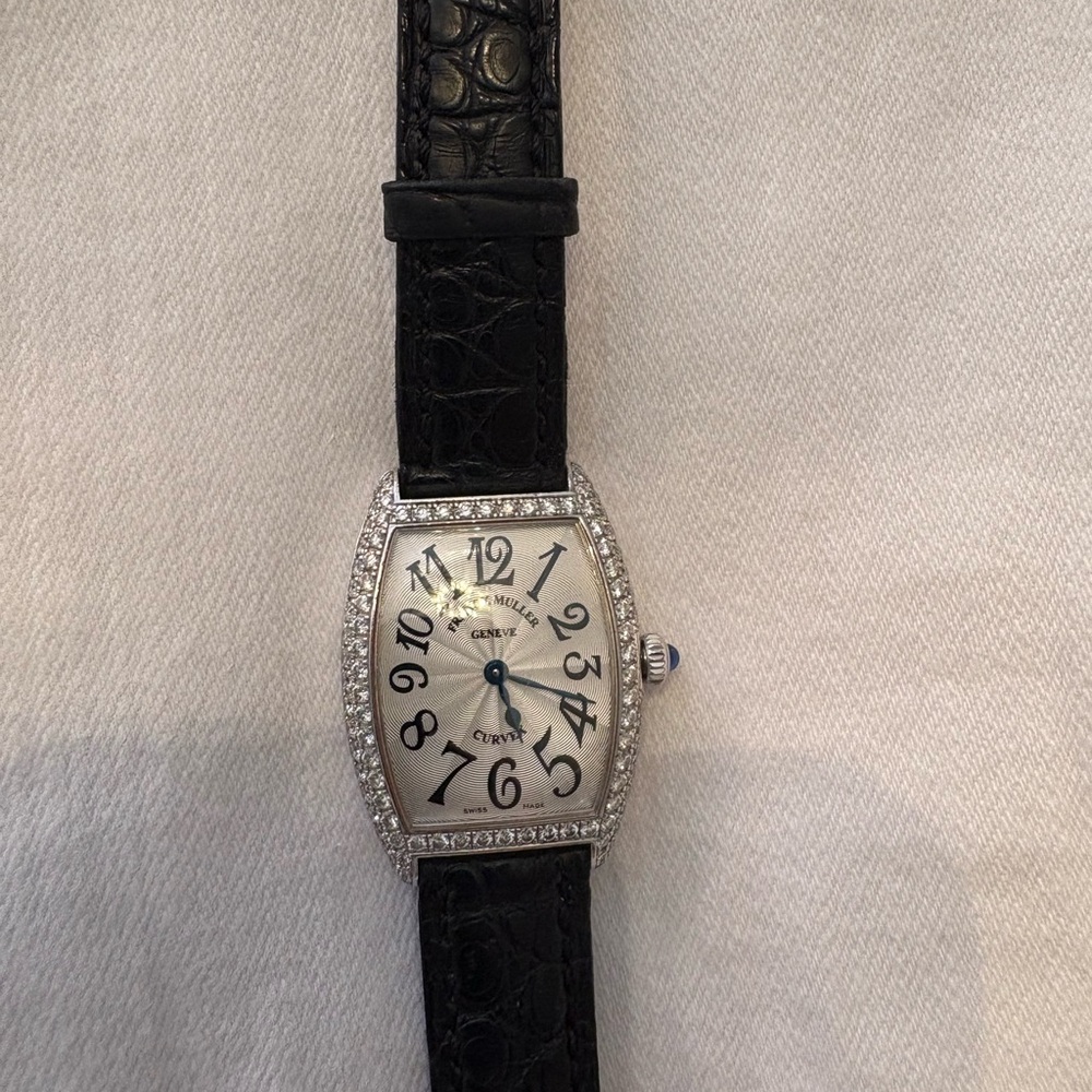 Franck Muller Black and Silver Women's Watch curvex 25mm 1752 Qz